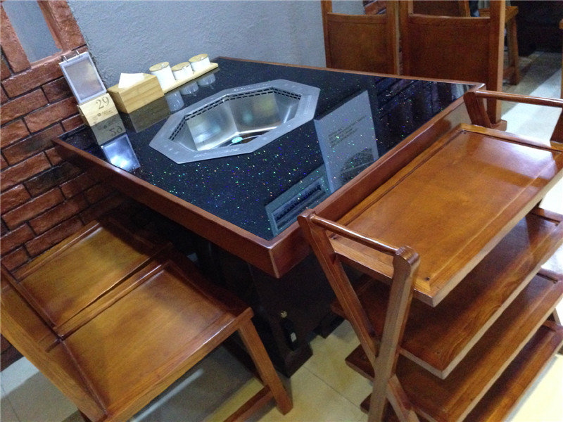 蜀九香的火鍋神器——韓博智能無(wú)煙火鍋(圖4) 蜀九香的火鍋神器——韓博智能無(wú)煙火鍋(圖4)